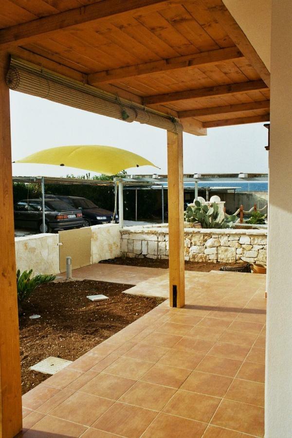 Апартаменти Casa Sullo Scoglio Вілланова-ді-Остуні Екстер'єр фото